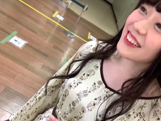 経験が少ない純粋無垢なお嬢様JDに中出し2発。性の社会勉強のためにイチャラブエッチしちゃいます。水族館デートからのホテルでSEX。https://onl.la/z9Fe5pL